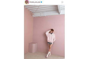 宇野実彩子、ほっそり美脚コーデにファン歓喜「ほんと天才！！」「めちゃめちゃ可愛い」 画像