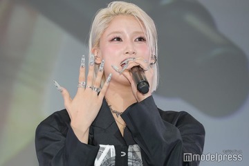 HANA・MOMOKA、4.5時間かけた勝負ネイル披露「いつもよりもちょっと」【ネイルオブザイヤー2025】 画像