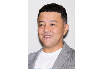 人気芸人、レクサスから乗り換えたレアな新車披露「かっこいい」「盗難に気をつけて」と反響 画像