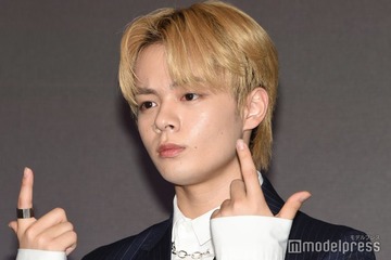 活動終了発表のJO1鶴房汐恩、延期していた“特典会”年内に実施へ 振替開催日発表【一覧】 画像