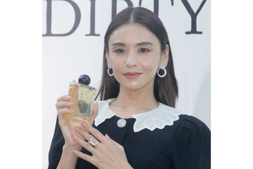 滝沢眞規子、小顔効果も♪愛用しているサングラスを紹介「ずっとつけています」 画像