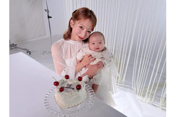 辻希美、次女と撮影現場でパシャリ「いい子だったから助かったぁ」「皆に感謝です」 画像