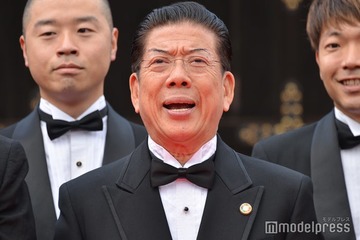 西川きよし＆ヘレン夫婦、紅葉狩りショット公開「デート風景も絵になる」「深い愛情感じる」と羨望の声 画像