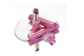 レブロン、うるおってツヤめく“水膜ツヤリップ”に甘やかしミルキーブラウンが新登場！ 画像