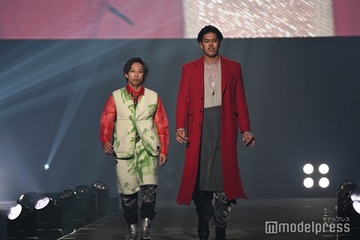 広島カープ・菊地ハルン選手、⽻⽉隆太郎選手とランウェイ闊歩「もっとキャーって言ってもらいたい」ファンへの要望告白【TGC広島2025】 画像