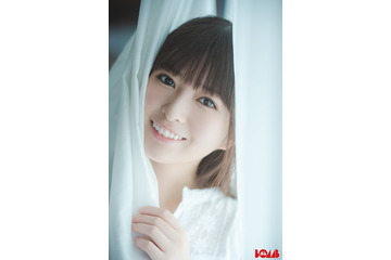 乃木坂46小川彩、近距離で自然体な姿「ボム」初ソログラビア登場【独占カットあり】 画像
