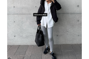 大人の黒ダウン。 スポーティなのに上品に見える着こなしの極意 【40代の毎日コーデ】 画像