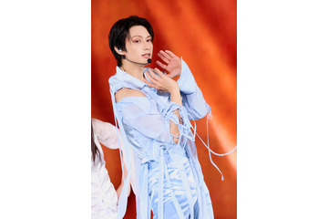 【SEVENTEEN東京ドームレポ】JUN＆MINGYUが車運転…衝撃オープニングに歓声止まず 9人体制で伝えたメンバー＆CARATへの愛と約束「全員揃って必ず公演をしたい」 画像