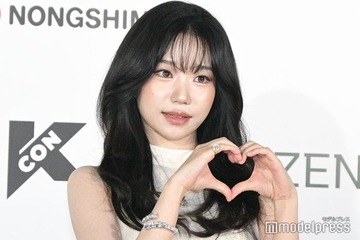 「イカゲーム」チョ・ユリ、美背中全開の黒ドレス姿披露「プリンセスのよう」「完璧な美しさ」と絶賛の声 画像