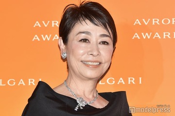 安藤優子、自宅の豪華クリスマスツリー披露「おしゃれな飾り付け」「大きくてすごい」の声 画像