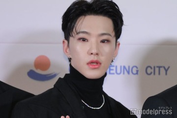 SEVENTEENホシ、大物アーティストとの密着ショット公開 ウォヌ・ミンギュ ・ジョシュアと休暇を満喫する姿も 画像