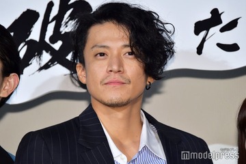 小栗旬、入れ替わりたい人気俳優は？「銀魂」驚きの撮影裏側に迫る【名作プレイバック】 画像