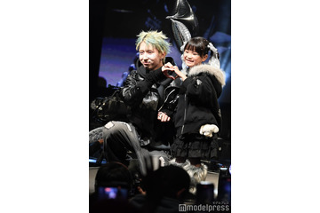 「今日好き」MON7A（もんた）＆“ののちゃん” 村方乃々佳、手繋ぎランウェイに反響相次ぐ「まさかの組み合わせ」「気遣いかっこよすぎ」 【学生ランウェイ】 画像