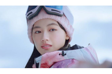 上坂樹里「JR SKISKI」新CMでスキーに挑戦！学生たちのキラキラな“青い冬”を描く 画像