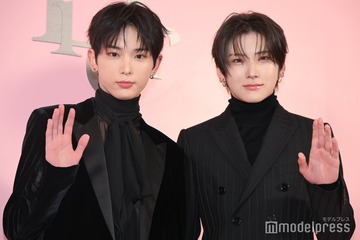 &TEAM・HARUA「夜な夜な」行っている場所明かす YUMAと美麗黒スーツで登場【ディオール アディクト キャンディ ショップ】 画像