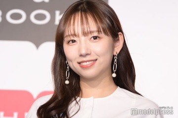 元乃木坂46新内眞衣、オーバーサイズジャケットから美脚スラリ「スタイル良すぎ」「舌ペロやばい」と反響 画像