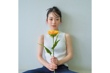 白鳥玉季、ファーストカレンダー決定 “15歳最後の姿”をマネージャーが撮影 画像