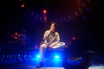 菅田将暉、17曲で魅せた現在地と音楽活動10周年に向けた決意表明 上裸姿で熱いパフォーマンスも【ライブレポ／セットリスト】 画像