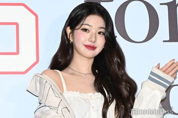 IVEウォニョン、オフショルワンピ姿にファン絶賛「息を呑む美しさ」「プリンセスすぎる」 画像