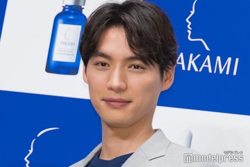 福士蒼汰「この恋、通訳できますか？」コ・ユンジョンとの絶景2ショット＆撮影裏エピソード「絵になる」「美男美女」の声 画像