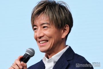 木村拓哉、ピンクの着ぐるみで撮影 石原さとみが絶賛「まあ着慣れていらっしゃる（笑）」 画像