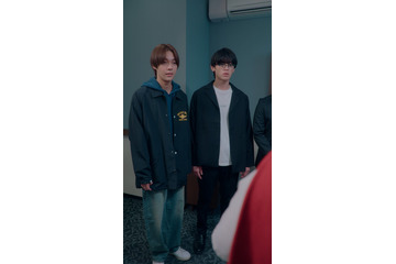 お笑いコンビBL、“押し倒し”＆2度のキスに「美しすぎる」と反響【センプラ 相方が親友で時どき恋人】 画像