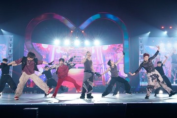 NCT 127ユウタ、ソロでドーム沸かす ヘドバン＆シャウトにファン熱狂【SMTOWN LIVE 2025-26 in FUKUOKA】 画像