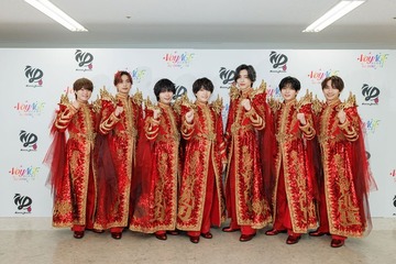 なにわ男子、初ドームは「旅の終着地点」デビュー5周年で長尾謙杜が“7人の王冠”に込めた覚悟【囲み取材全文前編／なにわ男子 1st DOME LIVE ’VoyAGE’】 画像