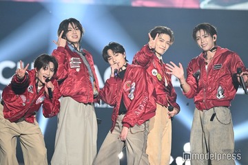 ACEes、シークレット登場で歓声止まず 揃いの赤ジャケット姿でSMAP・嵐・キンプリなどSTARTO名曲披露【TGCあいち・なごや2026】 画像