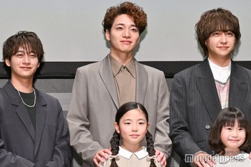 Hey! Say! JUMP八乙女光「3回書き直した」舞台テーマソング制作でのこだわり 藤井直樹の歌唱シーンに「うるっとくる」【⼩さな神たちの祭り】 画像