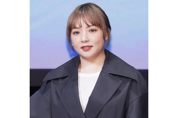 野呂佳代「この香りがすごい好き」20歳から使い続ける信頼の愛用香水 画像