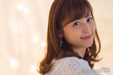 元フジアナ久慈暁子、元日に第1子妊娠を報告 夫・渡邊雄太選手との2ショット披露 画像