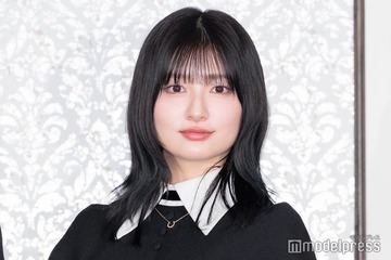 吉川愛、前髪なし＆肩出しトップス姿で雰囲気一変「大人の色気漂ってる」「神々しい美しさ」と反響 画像