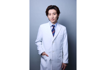 SixTONES京本大我“同級生”志尊淳とドラマ初共演 医師役で恋のライバルに【10回切って倒れない木はない】 画像