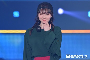 元「ZIP！」お天気キャスター・マーシュ彩、スラリ美脚際立つショーパン姿「スタイル抜群」「色白で眩しい」と絶賛の声 画像