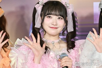 ＝LOVE齋藤樹愛羅、ミニスカで色白美脚披露「シルエット最強」「脚のラインが綺麗」の声 画像