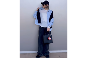 そろそろ【ユニクロ】シアーＴをワードローブに。レイヤードコーデで一気に春感が増す大人のデニムスタイル【40代の毎日コーデ】 画像