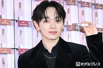 宮世琉弥、大人っぽ上品メイクで登場「実家に木を植えたい」挑戦したいことも宣言【YSL LOVENUDE HOTEL】 画像