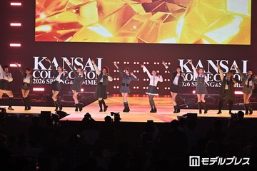 たんぽぽ川村エミコら人気女性芸人4人、美女グループ「CHANCE GALs」と制服姿でパフォーマンス「着こなせるのすごい」「アイドルみたい」と反響【関コレ2026S/S】 画像