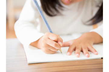 子どもの集中力が続かないのは「タンパク質不足」が原因かも？効果的に摂取するためのおすすめ食材と食べ方【小児科専門医が解説】 画像