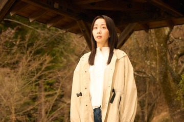 【今夜、秘密のキッチンで 第1話】あゆみ（木南晴夏）＆Kei（高杉真宙）、夜のキッチンで出会う 不思議な恋の始まり 画像