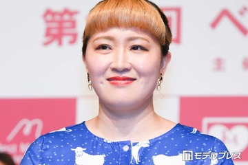 丸山桂里奈「61歳がんばれ」3歳娘抱える夫・本並健治氏のショット公開「パパ大好きなの伝わる」「優しい笑顔が素敵すぎる」 画像