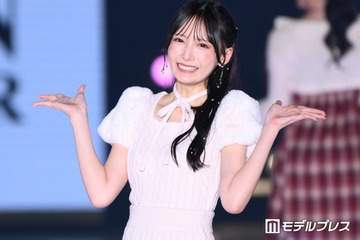 ≠ME鈴木瞳美、ミニボトムから圧巻美脚輝く「リアルプリンセス」「スタイルレベチ」と絶賛の声 画像