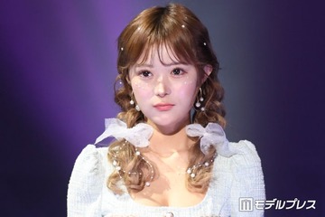 ギャルママモデル「最近たべすぎてる」美ボディライン際立つぴったりトップス姿に熱視線「破壊力ある」「完璧スタイル」 画像