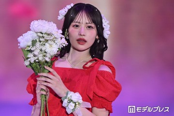 CANDY TUNE立花琴未、投げキスで沸かせる 多幸感溢れるランウェイ【ガルアワ2026SS】 画像