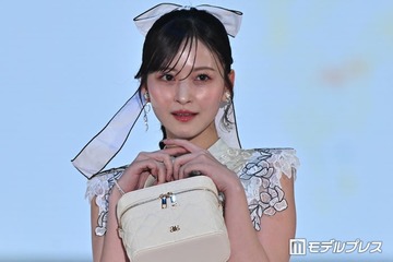 乃木坂46金川紗耶、ノースリワンピから美肌輝く トップでの投げキスに観客悶絶【ガルアワ2026SS】 画像