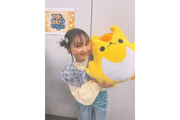 金田朋子、スケート大会優勝の8歳長女と変顔2ショット「顔一緒すぎる」「可愛い親子」の声 画像