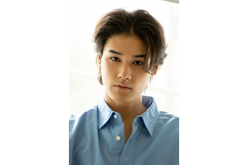 藤原隆太郎、エビス・プロ所属を発表「ジュノン・スーパーボーイ・コンテスト」ファイナリストで話題 画像