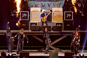 EXILE ATSUSHI「舞台の下で泣きそうに」MATSUらと迎えた3年4ヶ月ぶり東京ドーム公演への思い B’z松本孝弘ゲスト出演にAKIRA「誰よりもSS席でした」 画像