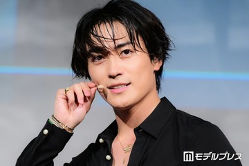 BALLISTIK BOYZ砂田将宏、夢の地上波初主演作は「ほぼ一人芝居みたいな感覚」冒頭シーンはメンバーが友情出演【AIに話しすぎた男】 画像